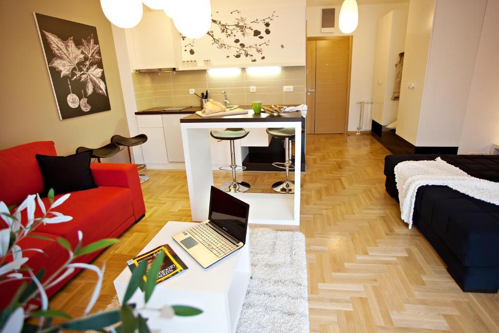 ブティック アパートメンツ 360° ベオグラード 部屋 写真